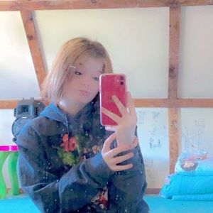 Meet your Posher, Scarlett